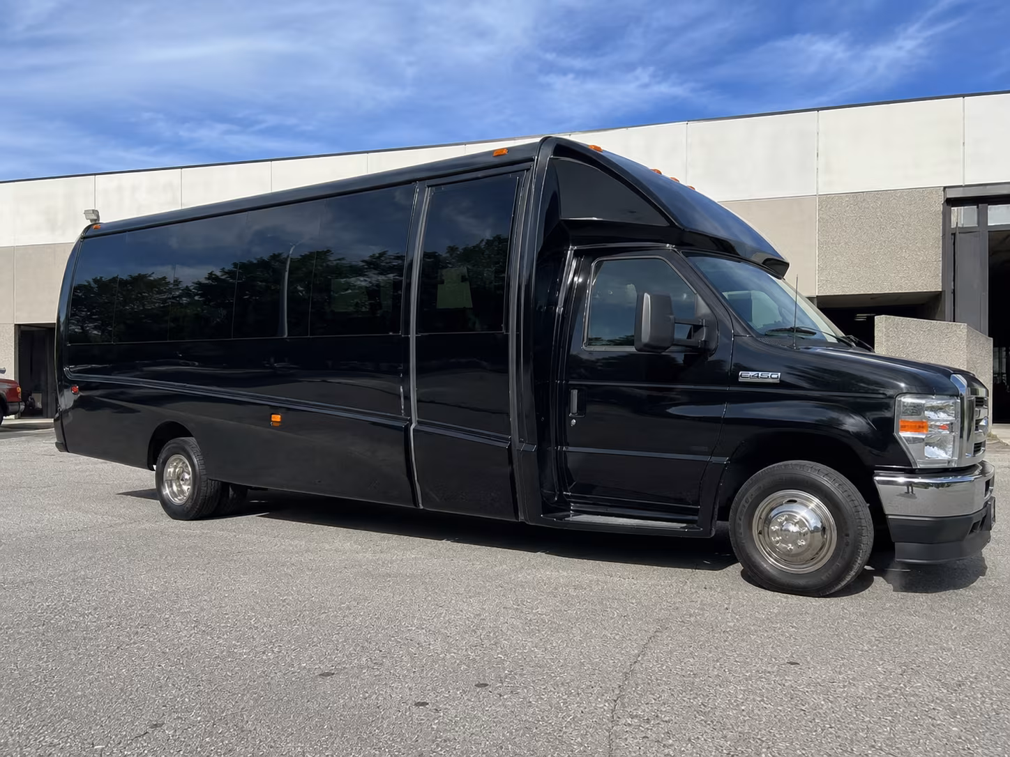 airport transfers between ind speedway and carmel