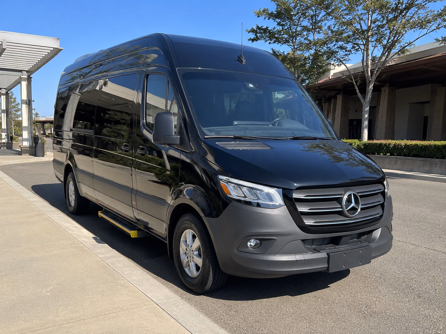 indianapolis bus rentals for indiana road trips and ohio travel