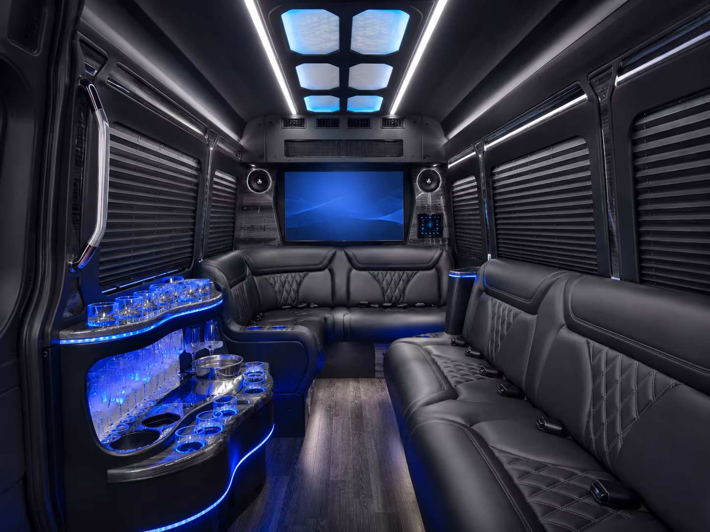 indianapolis custom day trip and driving tour bus rentals
