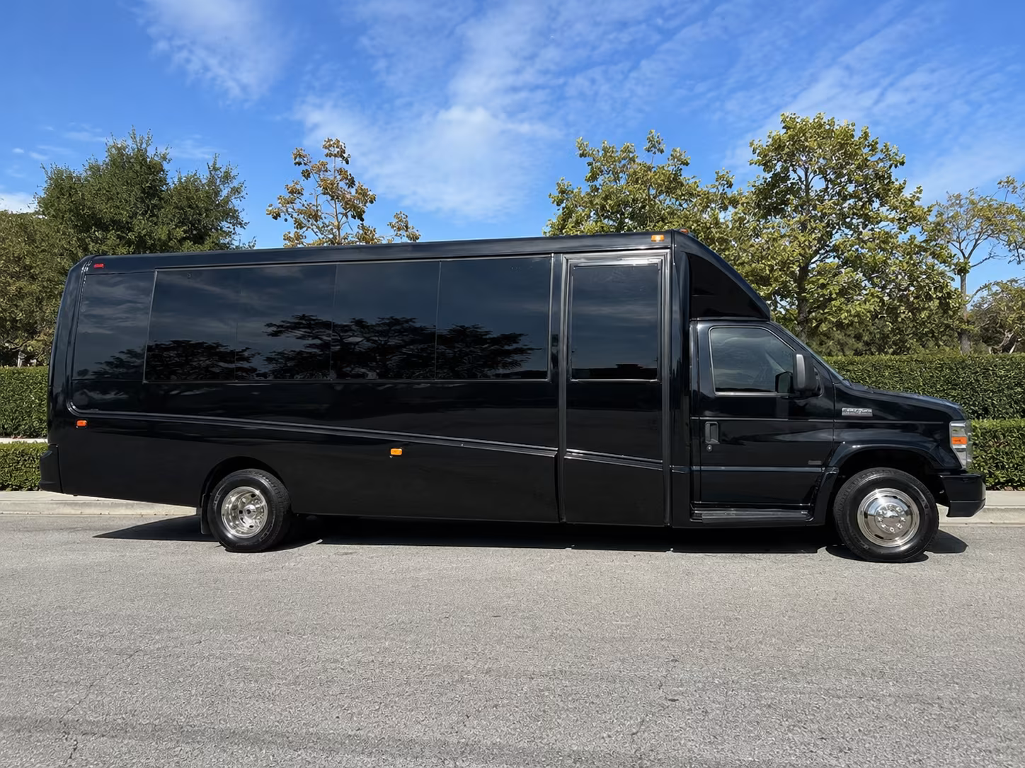 indianapolis government meeting and conference shuttles