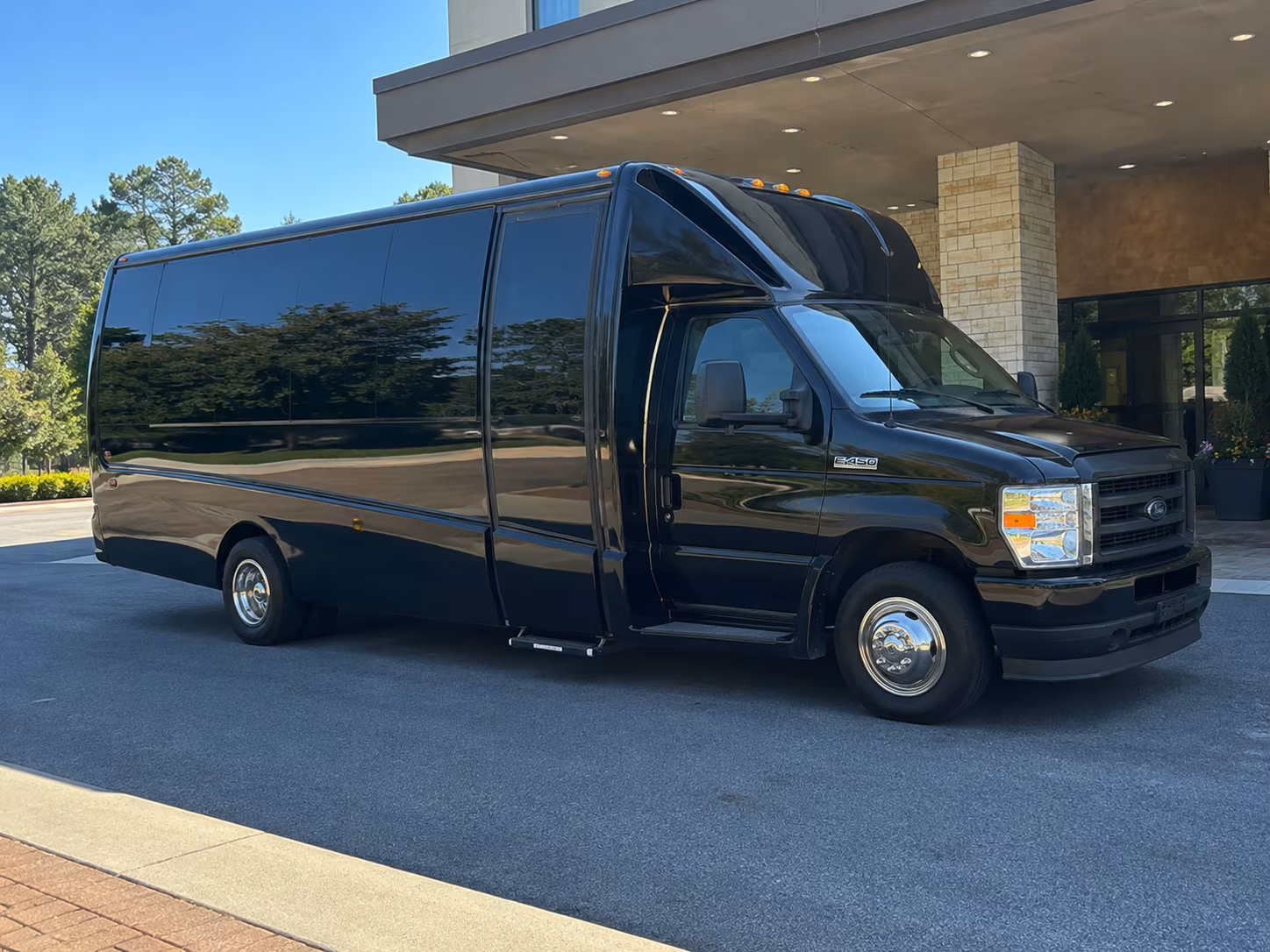 rent a bus for live music and private events around indianapolis