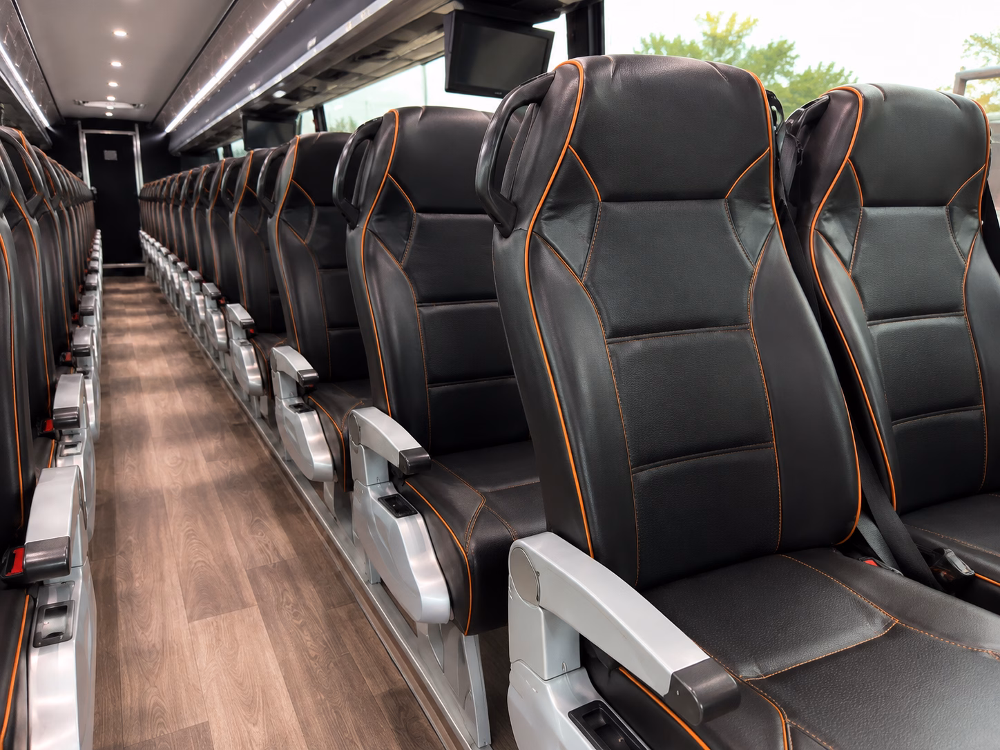 shuttle services for airline crews and airport staff in indianapolis