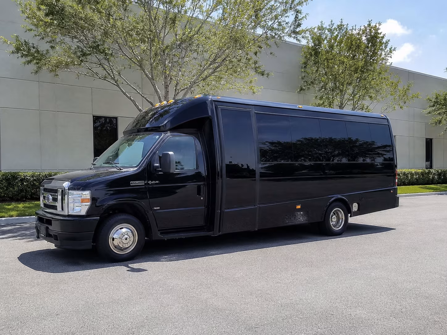 wine event transportation from indianapolis to oliver winery